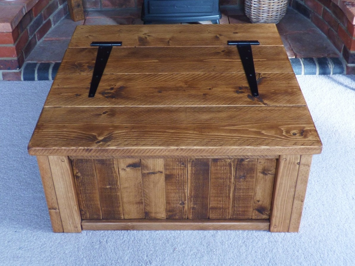 Reclaimed Wooden trunk/Coffee table **Free Delivery**
