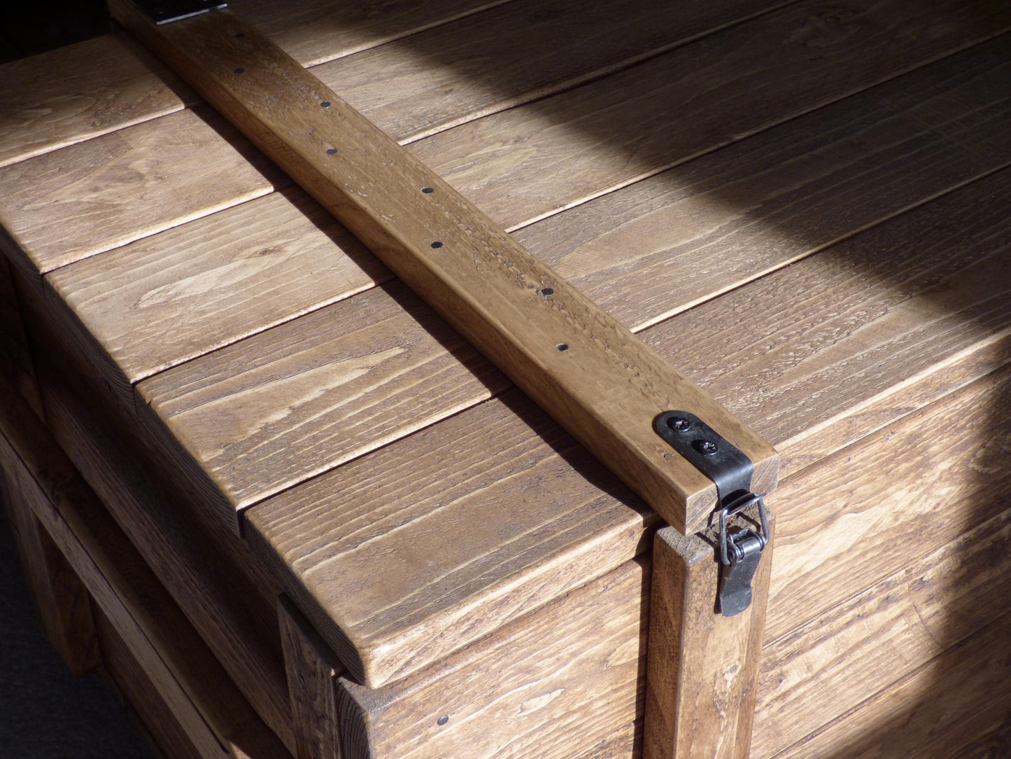 Reclaimed Rustic Military Style wooden Trunk/Coffee Table