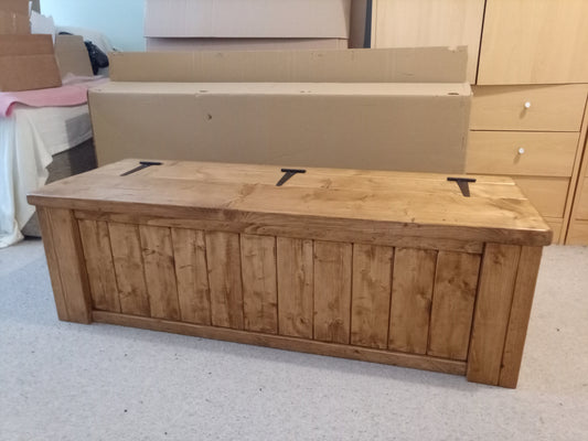 Bespoke Reclaimed Rustic Wooden Trunk **Free Delivery**