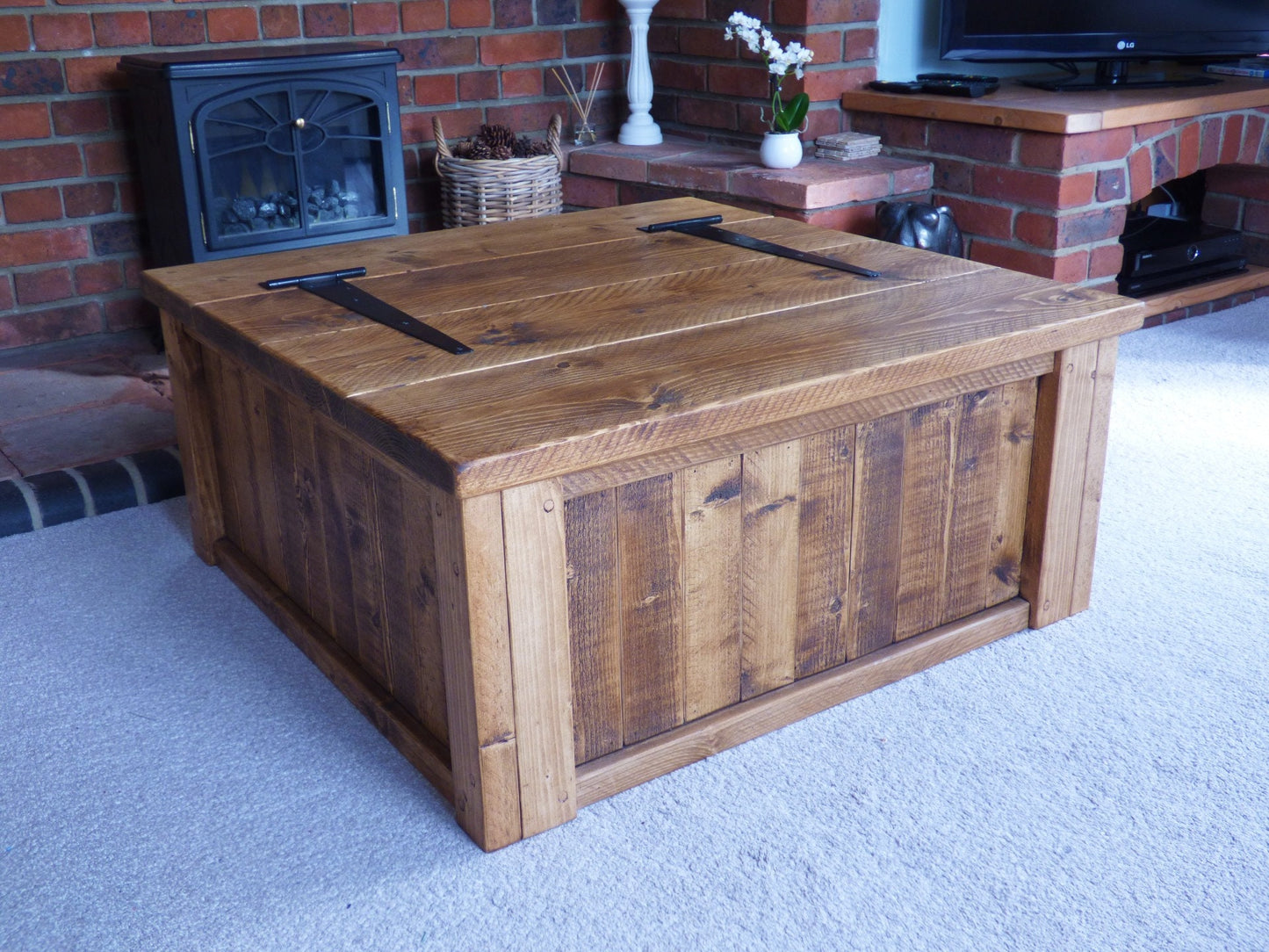 Reclaimed Wooden trunk/Coffee table **Free Delivery**